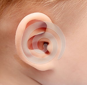 Dieťa ucho 