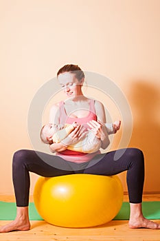 Baby exercises on fitball