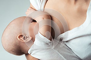 Dieťa zdroje na mamičky prsia 