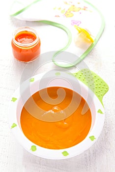 Baby food: carrot puree