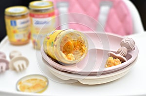 baby food in jars silicone dishes on the table