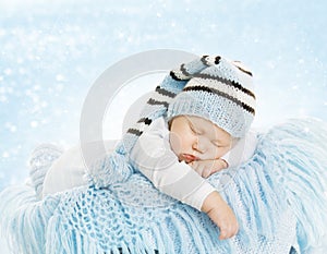 Baby New Born Hat Costume, Newborn Kid Sleeping on Blue blanket