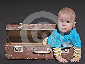Baby of the old suitcase