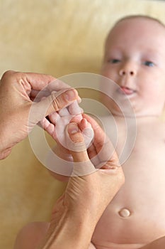 Baby palm massage