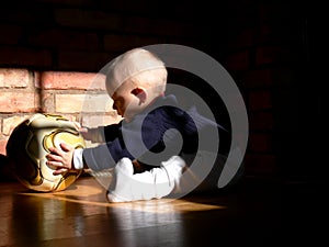 Un bambino calcio 