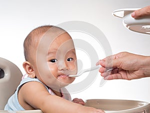 Baby starting on solids 6