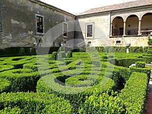 Bacalhoa palace gardens Portugal