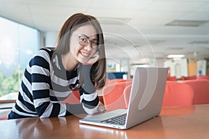 Back to school education knowledge college university concept, Beautiful smiling female student using online education service, Yo