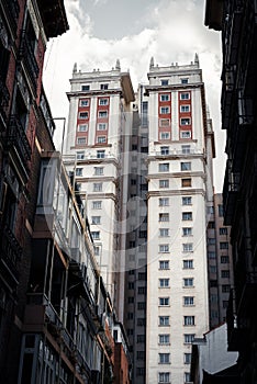 Edificio EspaÃÂ±a art deco skyscraper in Plaza de EspaÃÂ±a photo