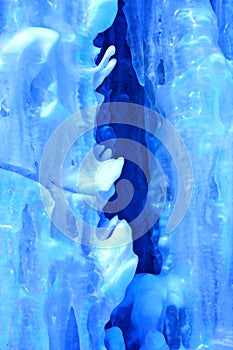 Background from ice and icicles
