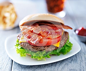 Bacon chesseburger