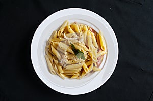 Bacon and cream batter   Penne carbonara