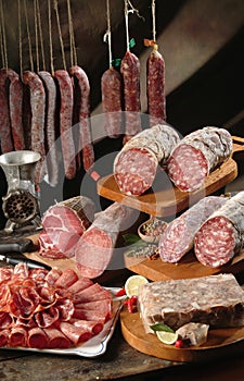 Salsiccia un salame 