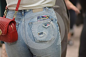 Cellphone in backpocket