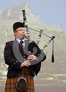Bagpiper
