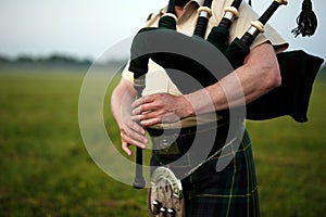 Bagpiper