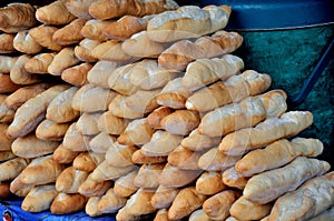 Baguette Selling