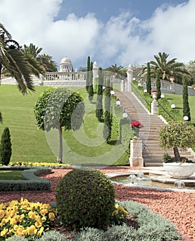 Bahai gardens and graceful fountain