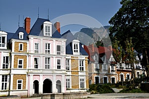 Bai Lu, China: Chateau and Manor Houses