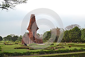 Bajangratu Temple