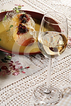 Baked apple and wine