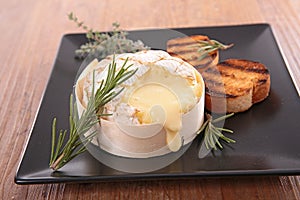 Baked camembert