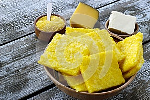 Baked cornmeal slices polenta