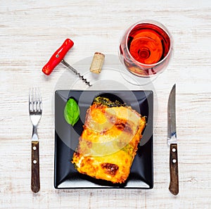 Baked Lasagna Pasta with Rose Wine