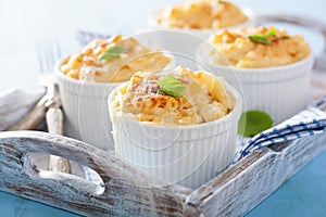 Baked macaroni with cheese