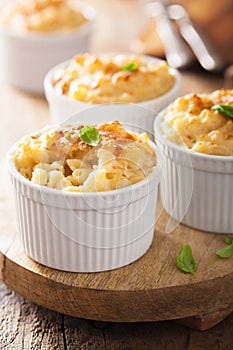 Baked macaroni with cheese