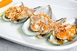 Baked mussels.