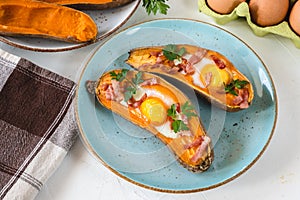 Baked sweet potato with fried egg