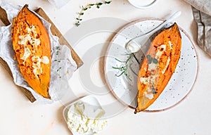 Baked sweet potatoes with mozzarella, herbs and creamy dip