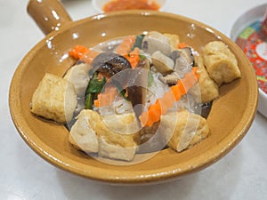 Baked tofu with steamed rice