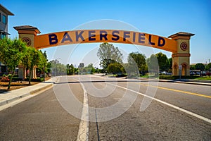 Bakersfield welcome sign, a wide arched street sign