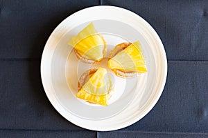 Baking fresh pineapple cakes on the plate
