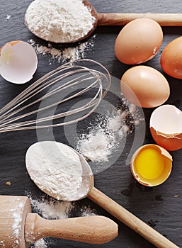 Baking ingredients: egg and flour.