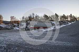 Bakke shipping harbor and storage, image 9