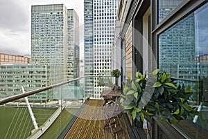 Balcony overlooking canary wharf and docks