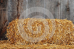 Bale of straw photo