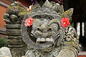 Bali traditional statue photo