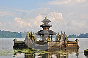 Balinese Pura Ulun Danu temple on lake Bratan.