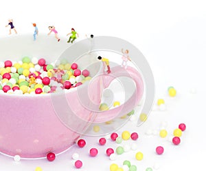 Ball pit in a pink cup