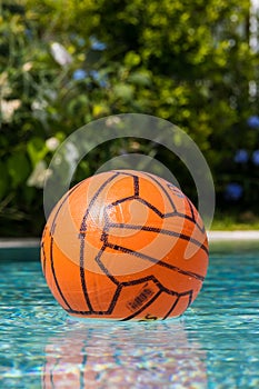 Ball in the pool