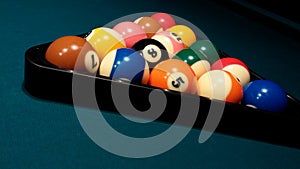 8 ball pool - triangle