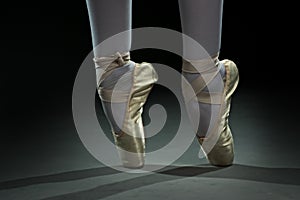 Ballet dancer shoes - gold