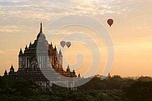 Ballooning at sunrise photo