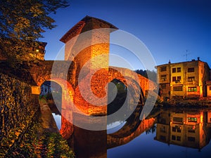 Balmaseda bridge illuminated at night