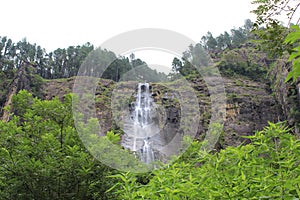 Bambarakanda falls sri lanka