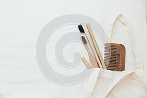 Bamboo brushes, straws, wooden and metal brushes, eco bag